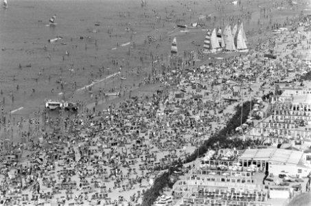 Drukte Zandvoort, overzicht, Bestanddeelnr 929-8377