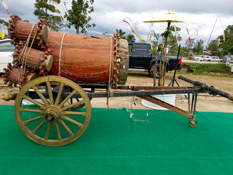 Drum cart - Wat Hiranyawat - Chiang Rai - 2017-01-02 - 002