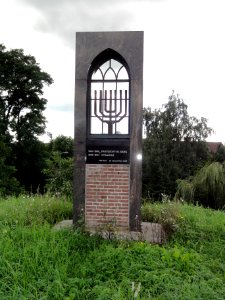 Druten gedenkteken NH-kerk en synagoge, Waalbandijk