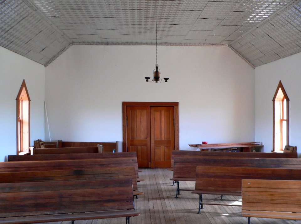 Dry Valley Church interior 4