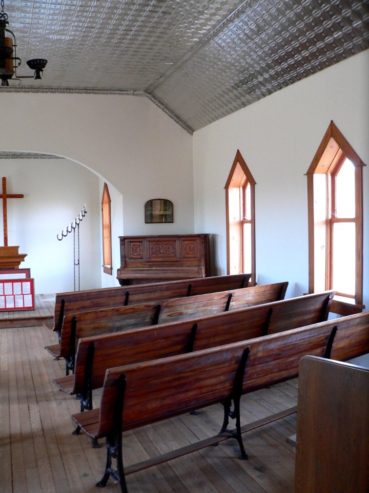 Dry Valley Church interior 2