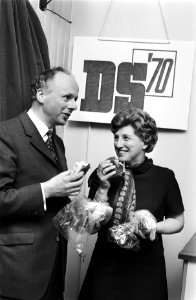 DS'70 (Democratische Socialisten) bijeen in Den Dolder (Utrecht). Links voorzit…, Bestanddeelnr 923-4045