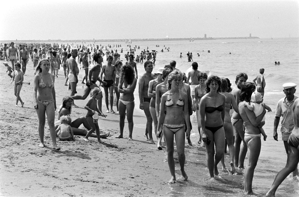 Drukte in Scheveningen, Bestanddeelnr 932-6424