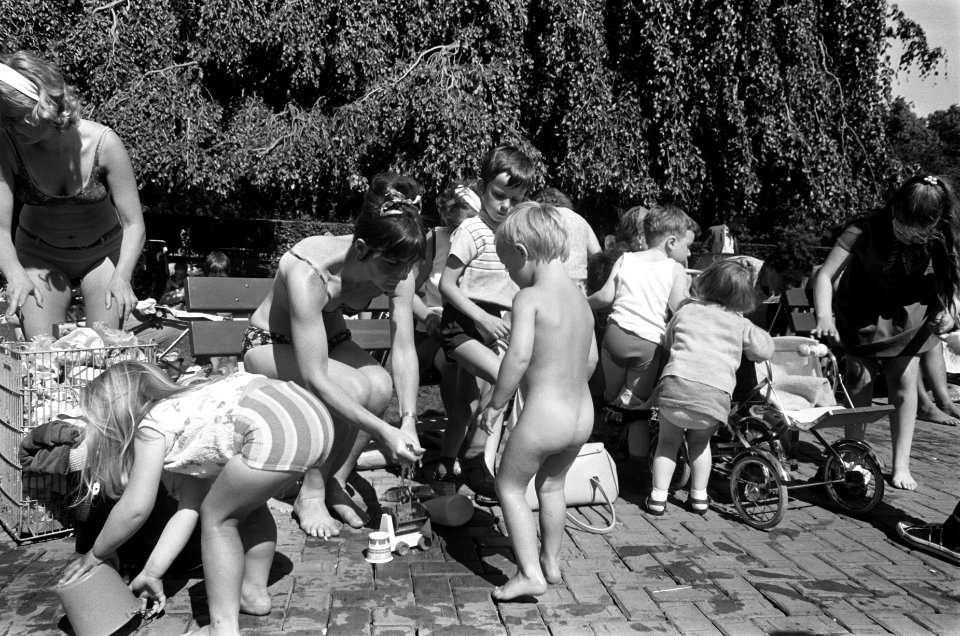 Drukte in speelvijver Vondelpark, Amsterdam, Bestanddeelnr 922-5078
