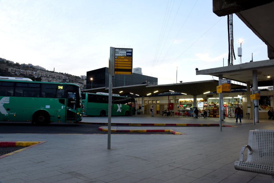 DSC-1524-tiberias-central-bus-station-2017