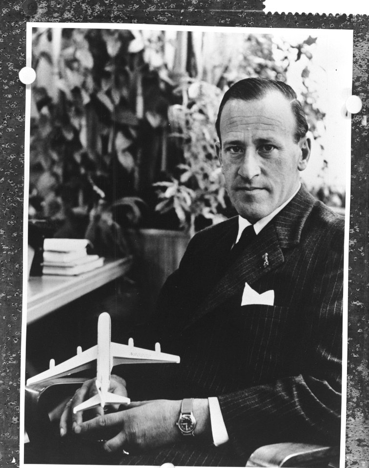 Drs EH van der Beugel , nieuwe president directeur van de KLM, Bestanddeelnr 912-2179