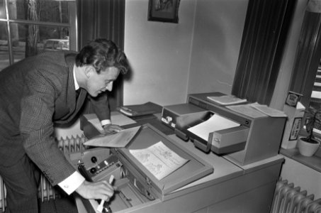 Drukte rondom Drakenstein, de RVD heeft een duplicator gereed staan, de heer Mat, Bestanddeelnr 920-2032