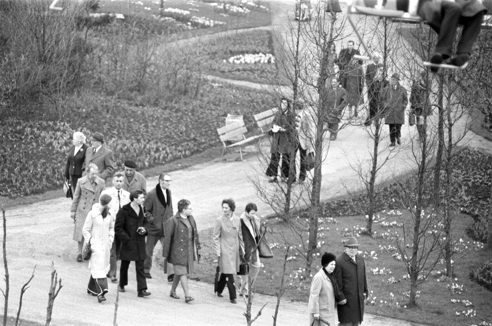 Drukte op Floriade, Bestanddeelnr 925-5023