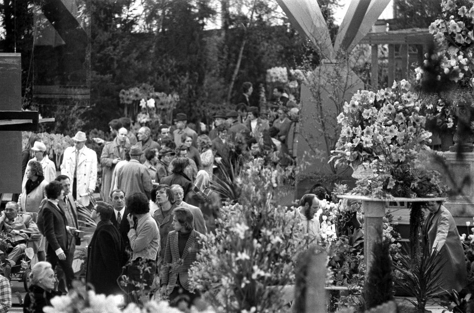 Drukte op Floriade, Bestanddeelnr 925-5024