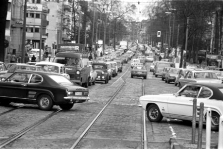 Drukte op straat, Bestanddeelnr 926-9980