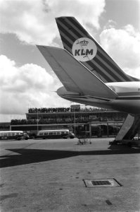 Drukte op Schiphol, Bestanddeelnr 912-8239