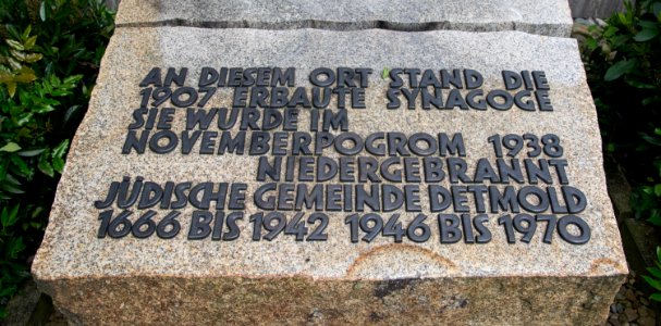 Detmold - 2014-05-17 - Gedenkstein Synagoge (2)