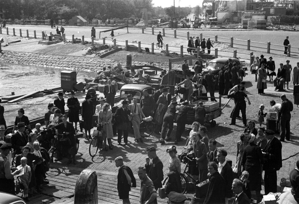 Drukte op de Texelpont, Bestanddeelnr 901-8810