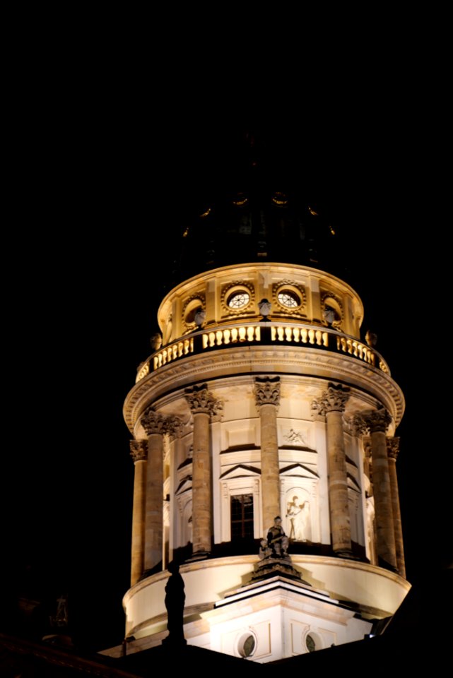 Deutscher Dom at night 2021-01-17 03