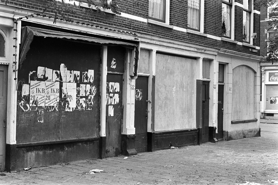 Dichtgetimmerde sex-huizen in de Atjehstraat, Bestanddeelnr 931-7663