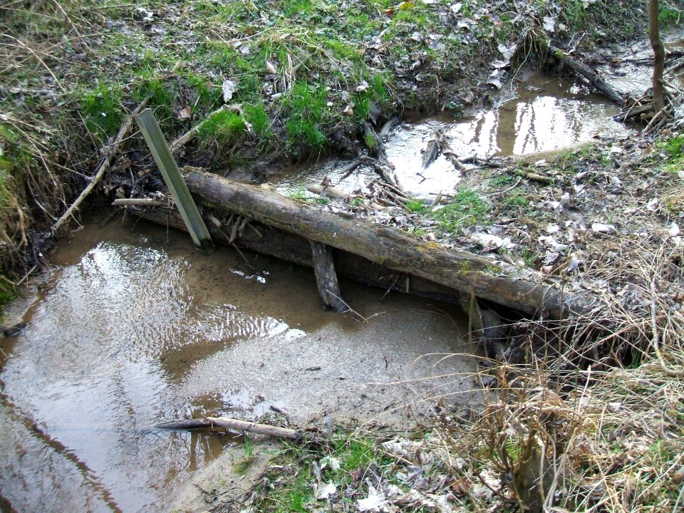 Deutergraben oberhalb Dietersbrücke Befestigung