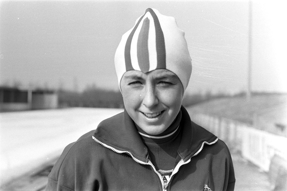 Dianne Holum (VS), Bestanddeelnr 925-4289