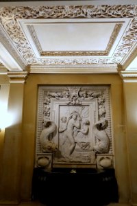 Diana Bathing fountain relief, England, early 1600s, marble - Chatsworth House - Derbyshire, England - DSC03005