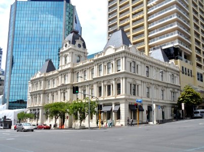 DFS Galleria Customhouse Auckland front side facade 2013