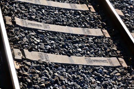 Train vias railway