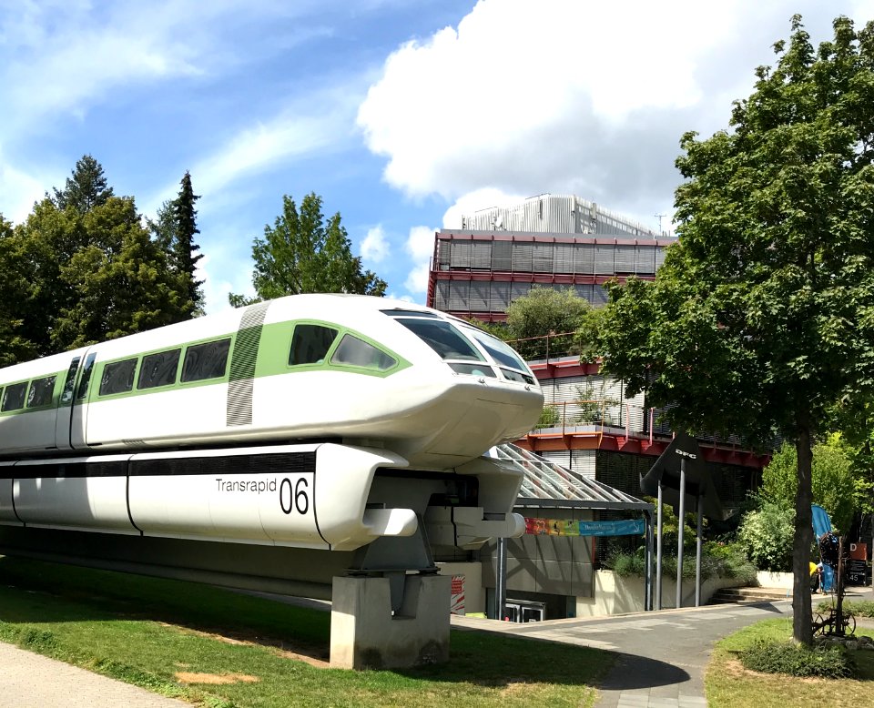 Deutsches Museum Bonn mit Transrapid, Stand 2020-07