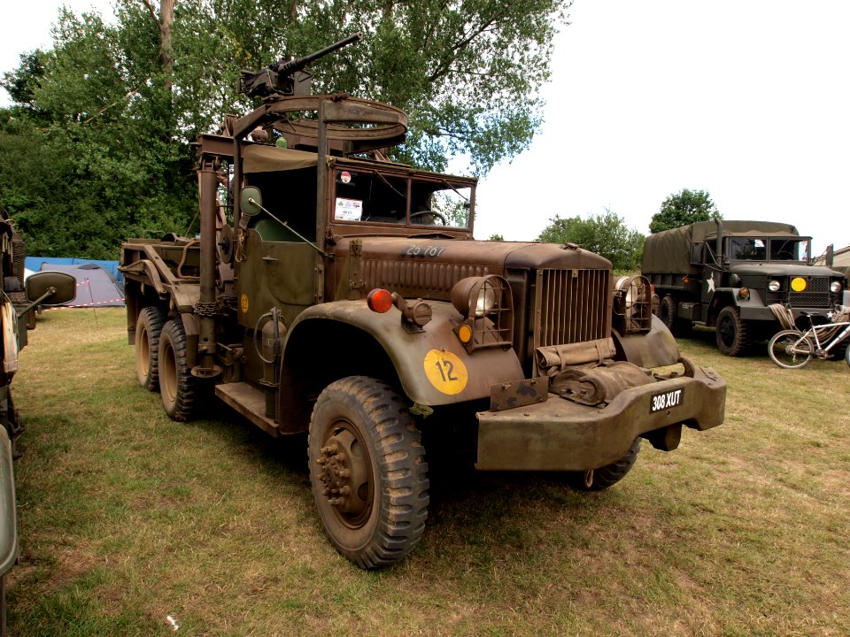 Diamond T Wrecker pic1