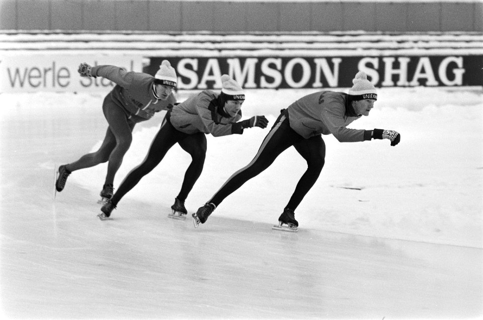 Deventer training Nederlandse schaatsploeg voor EK tijdens de training, v.l.n., Bestanddeelnr 930-0798