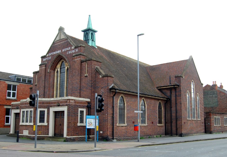 Devonshire Avenue Baptist Church, Devonshire Avenue, Eastney, Portsmouth (October 2017) (4)