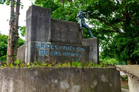 Destruccion de las armas