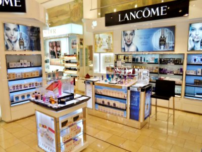 DFS Galleria Customhouse Lancôme 2013
