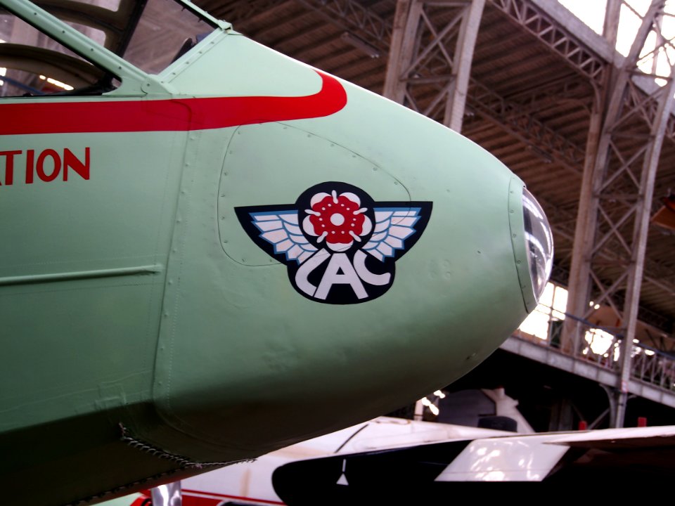 DH89 Dragon Rapide G-AKNV pic2