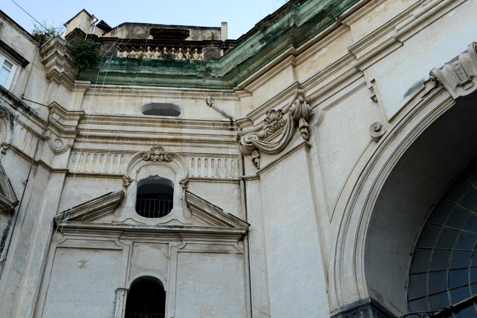 Dettagli cortile - Palazzo Serra di Cassano - Naples (2016) 02