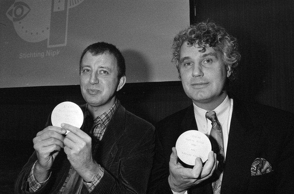 DeWijsVanDis1986