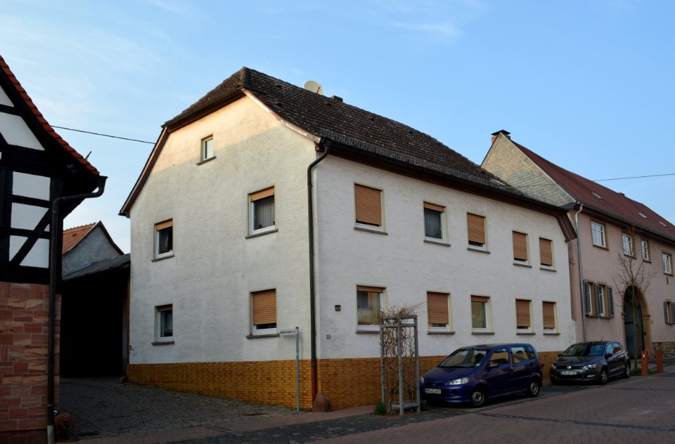 Diedenbergen, Casteller Straße 62