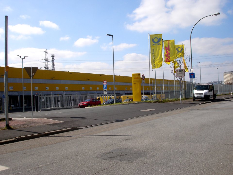 Die mechanisierte Zustellbasis (MechZB) in Frankfurt-Rödelheim, Eschborner Landstraße 141–157 01