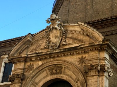 Dettaglio portone Santo Spirito in Sassia - Arcispedale - Roma (marzo 2017)