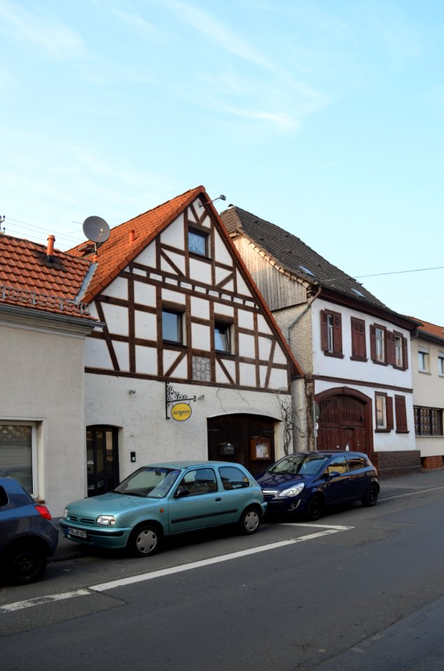 Diedenbergen, Casteller Straße 72 (1)