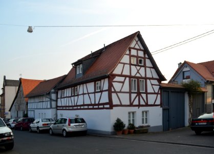 Diedenbergen, Philipp-Keim-Straße 1