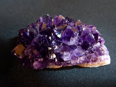 Druze gem top chunks of precious stones photo