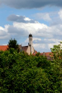 Die St.-Johannis-Kirche vom Rothenburger Burggarten aus gesehen