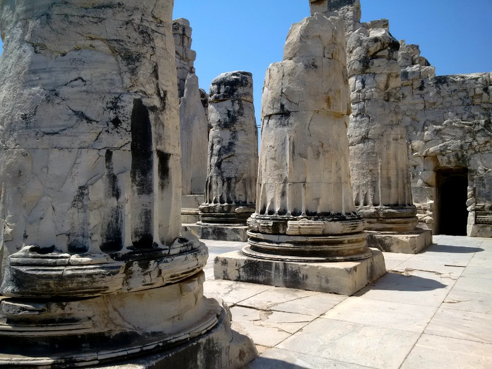 Didyma, Turkey, Temple of Apollon, ruined columns
