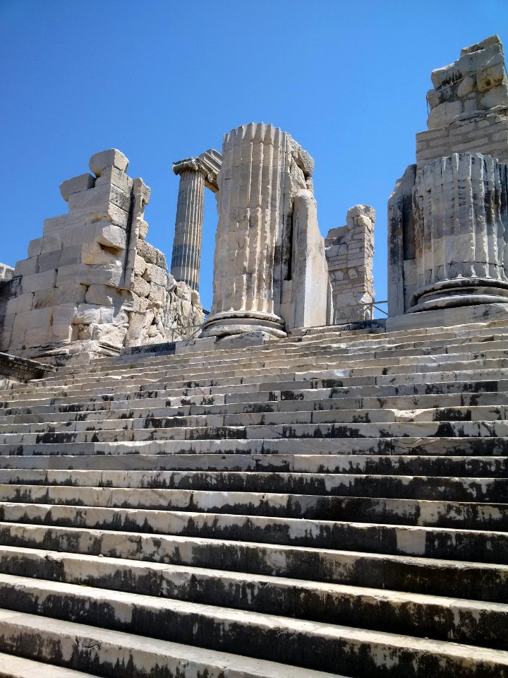 Didyma, Turkey, Temple of Apollon, stairs