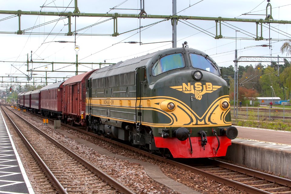 Di3 602, Швеция, Сконе, станция Энгельхольм (Trainpix 144908)