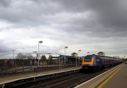 Didcot Parkway railway station, view eastwards photo