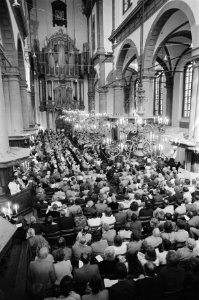 Dienst in Westerkerk in Amsterdam t.g.v. het 350-jarig bestaan van de kerk, over, Bestanddeelnr 931-5296