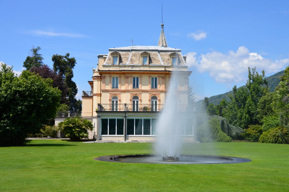 Fountain fontaine rush