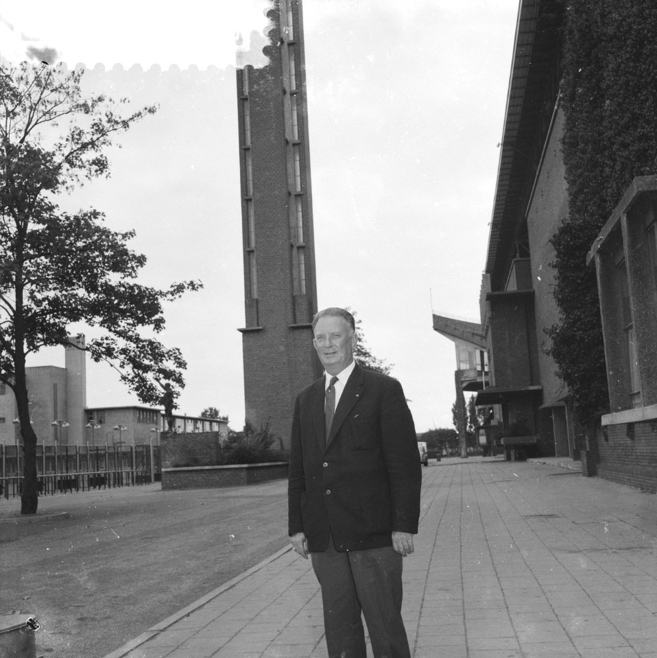 Dick Bessem , opdracht De Volkskrant, Bestanddeelnr 910-6867