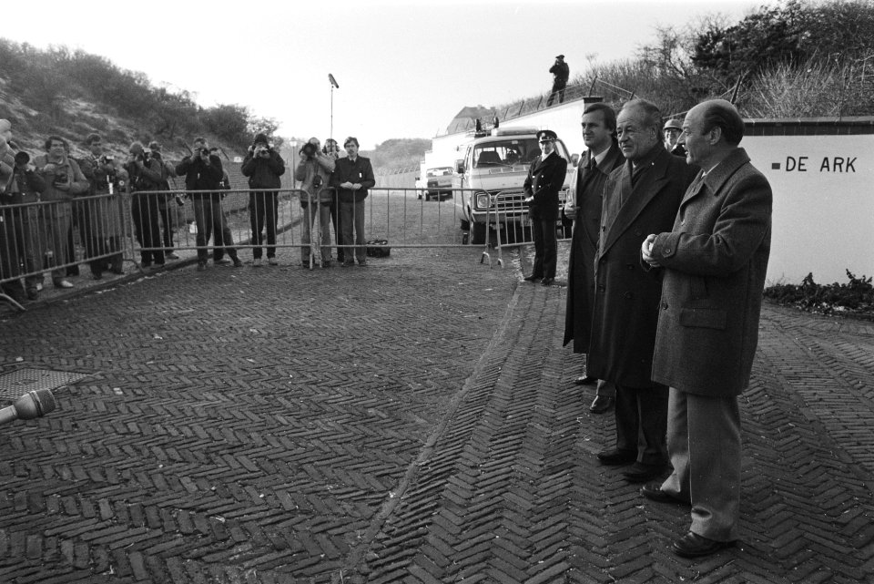 Dhr. Doderer (vooraan), naast hem dhr. Heineken, Bestanddeelnr 932-7959