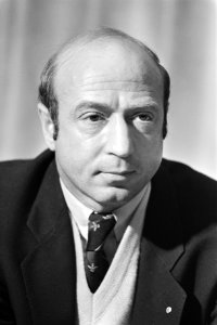 Dhr. Hans Knoop, Bestanddeelnr 932-7388