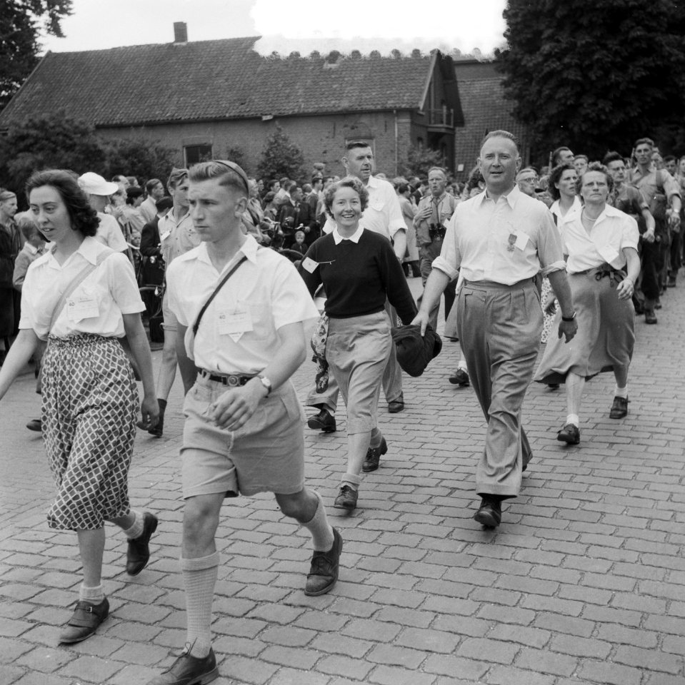 Dick Bessem (directeur Olympisch Stadion) bij Vierdaagse van Nijmegen, Bestanddeelnr 904-7020